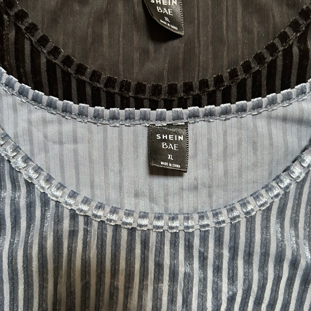 SHEIN Velvet Striped Short Sleeve Tops - Black and Gray - Picture 3 of 4